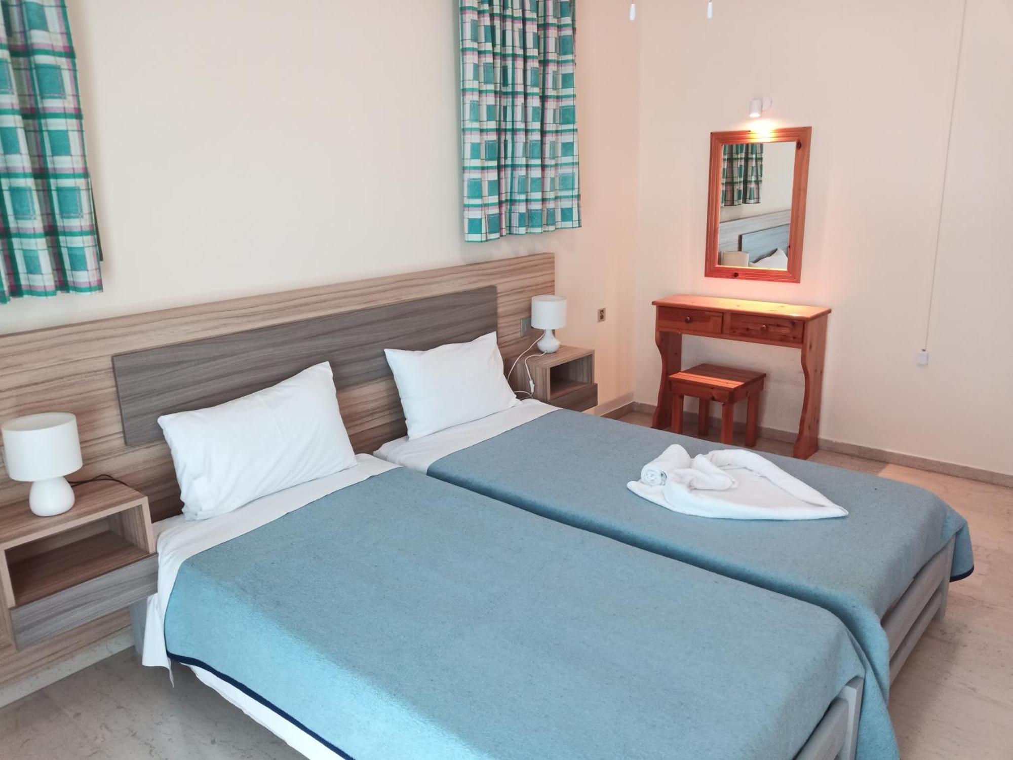 Panagiotis I & II Stds And Apts Tsilivi  Eksteriør billede